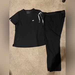 Figs Scrub Set Top & Bottom only worn once